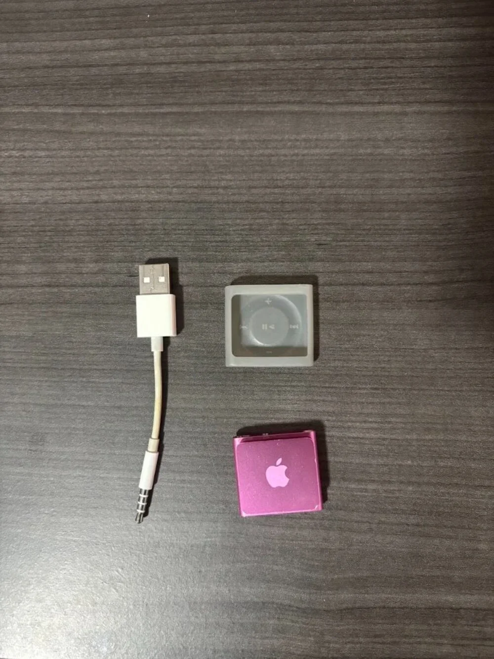 Pink iPod Shuffle w/ Charging Cable & Case